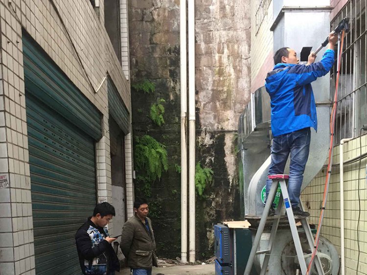 重庆三峡技工校食堂